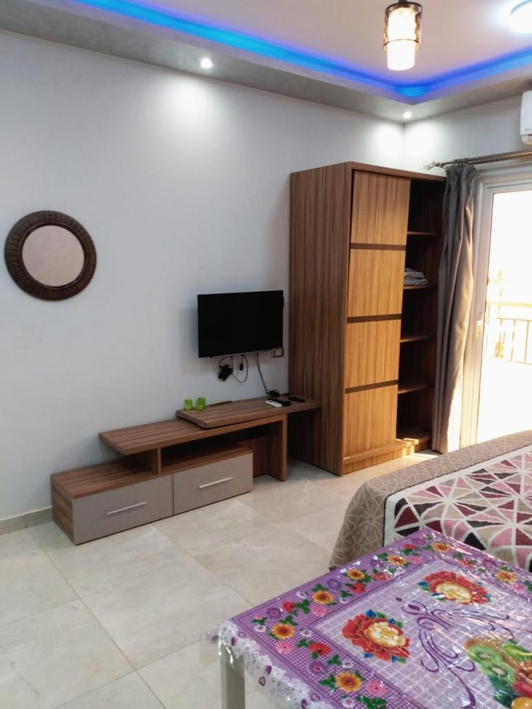Compound El Makramia 504 *